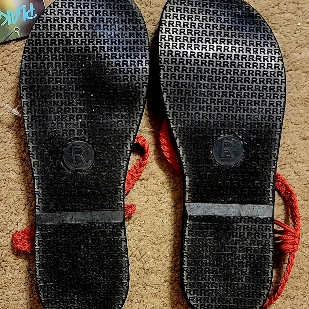 Sandals - Picture 4 of 4